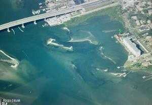 3600 S Peninsula Dr Apt 6 - Photo 4 of 11