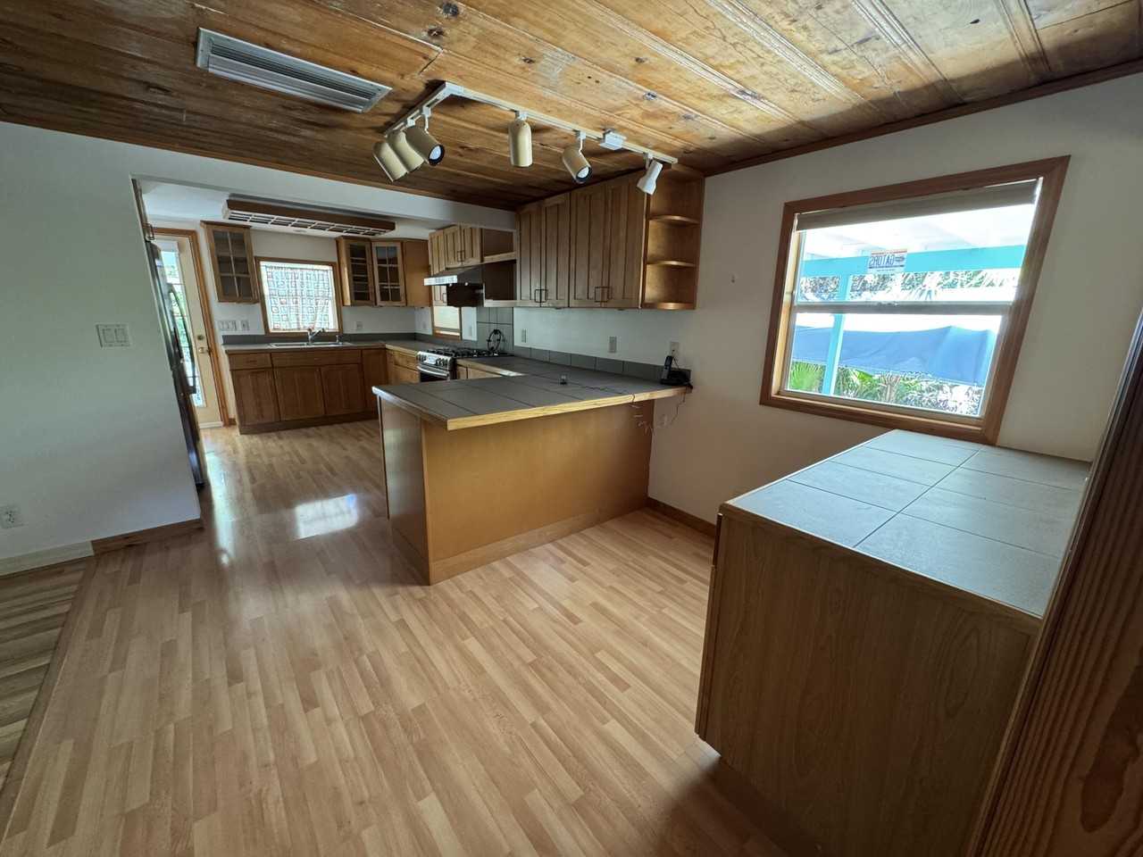 963 69th Street Ocean - Photo 5 of 32