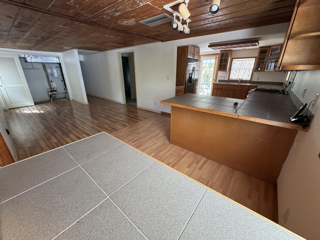 963 69th Street Ocean - Photo 6 of 32