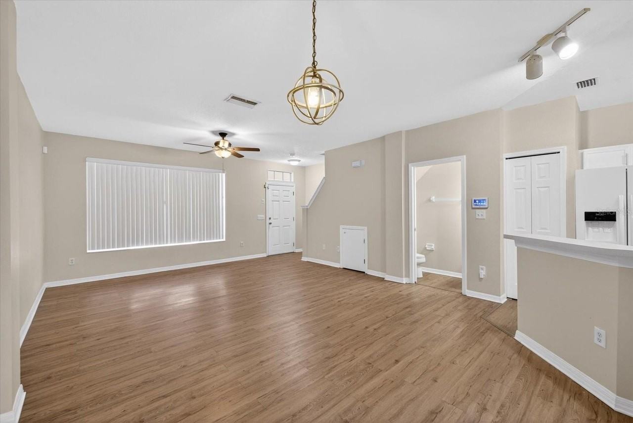 11047 Black Swan Ct - Photo 5 of 27