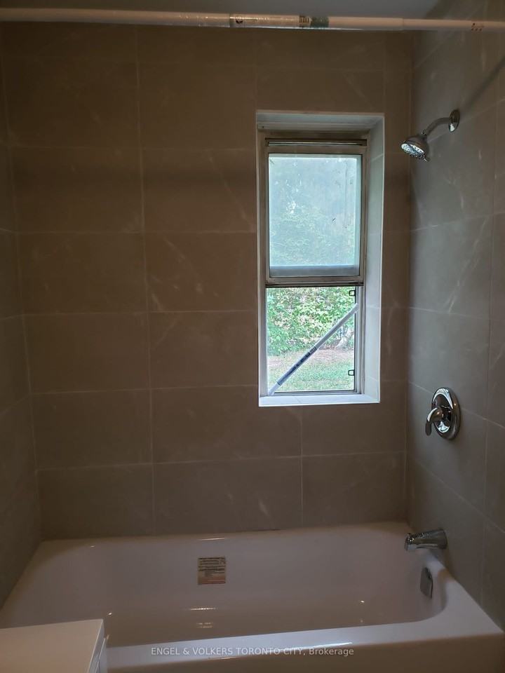 45 Leduc Dr - Photo 7 of 8