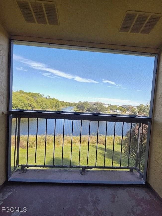 2845 Winkler Ave #317 - Photo 5 of 17