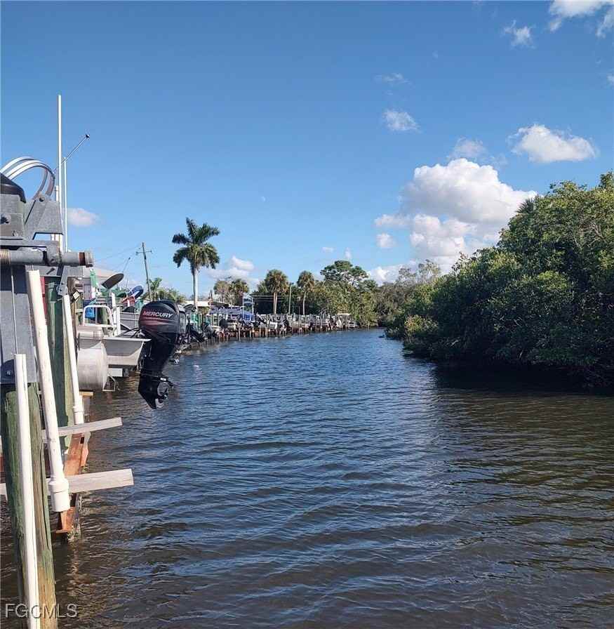 20711 Port Dr - Photo 3 of 13