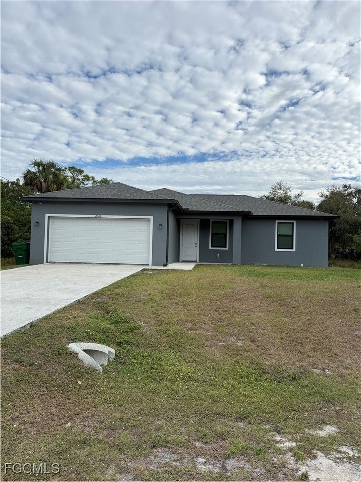 6018 Acorn Cir - Photo 6 of 39