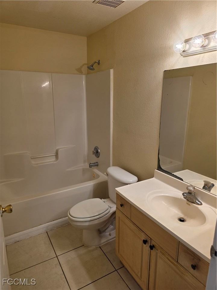 127 Ivan Ave S - Photo 7 of 13