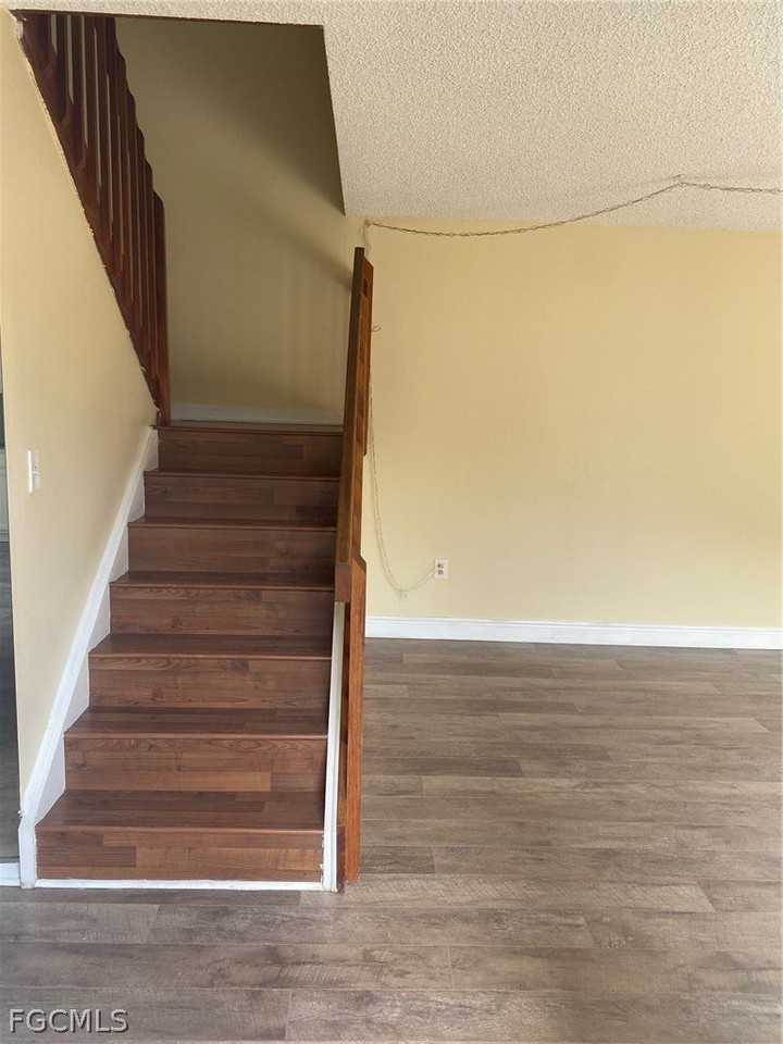 5245 Cedarbend Dr #2 - Photo 6 of 29