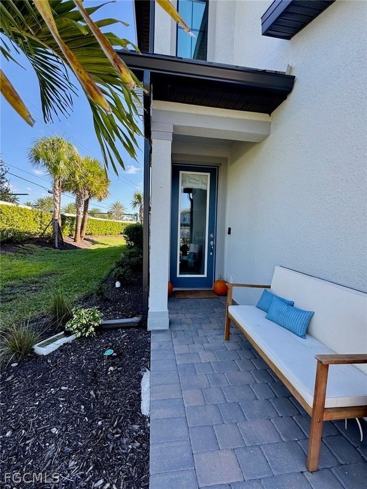 4364 Sonoma Oaks Cir - Photo 3 of 29