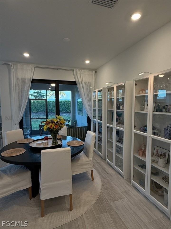 4364 Sonoma Oaks Cir - Photo 6 of 29