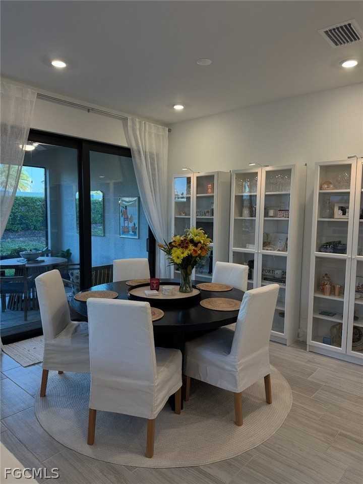 4364 Sonoma Oaks Cir - Photo 7 of 29