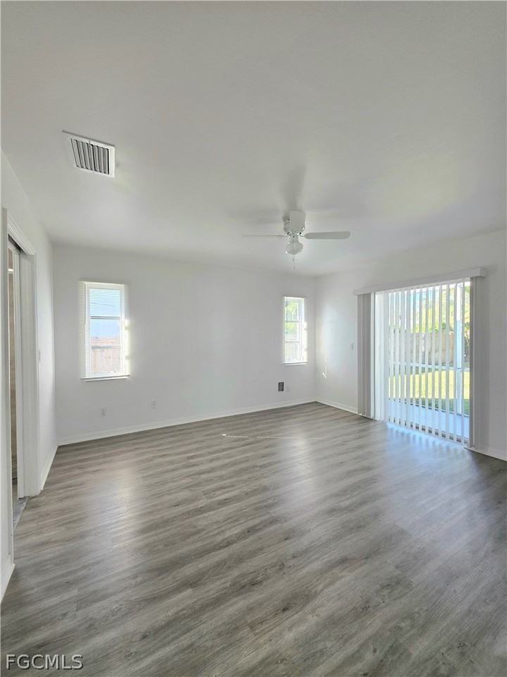 2228 Se 19th Ave - Photo 6 of 17