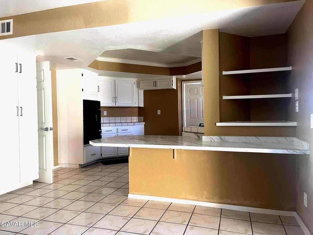 3840 Sago St - Photo 4 of 16