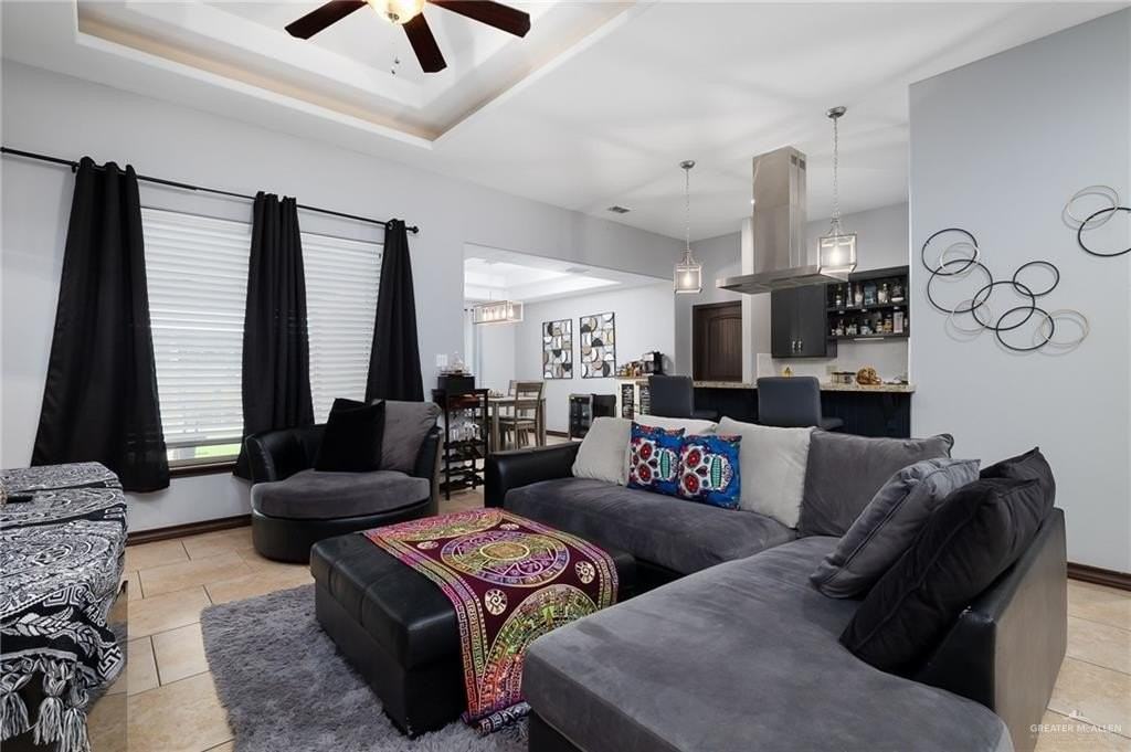 1709 Yellow Stone St - Photo 4 of 13