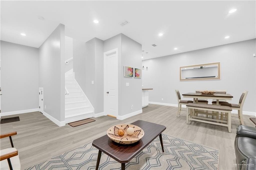 7011 N 3rd St - Photo 6 of 23