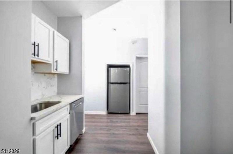 209 N 4th St - Photo 6 of 6