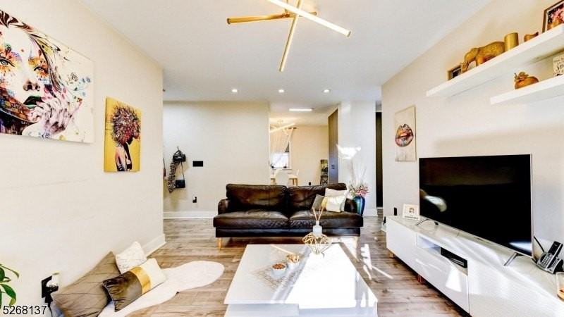 1504 W Terrace Cir #4 - Photo 6 of 23