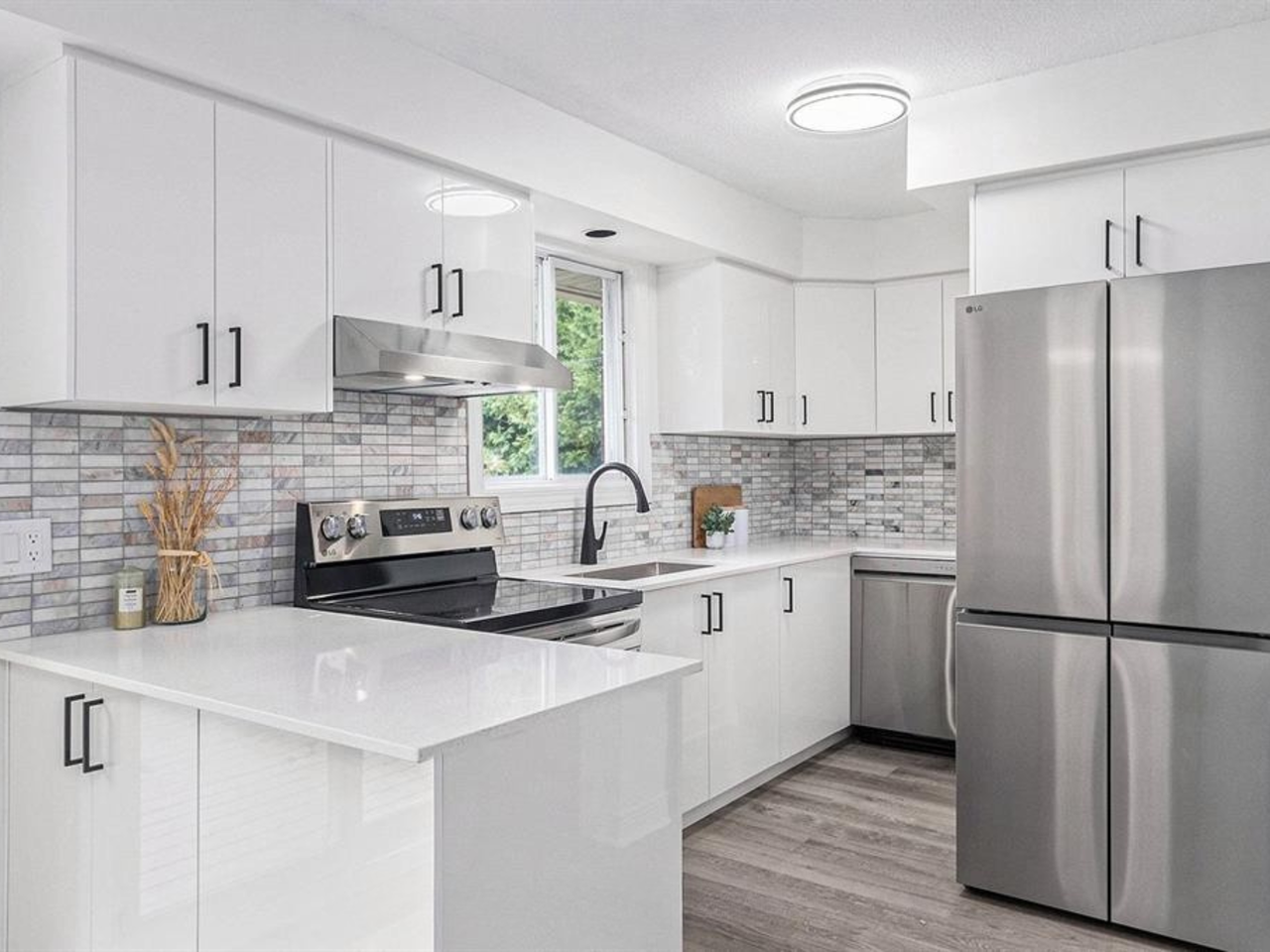 20 Newhaven Street - Photo 5 of 36