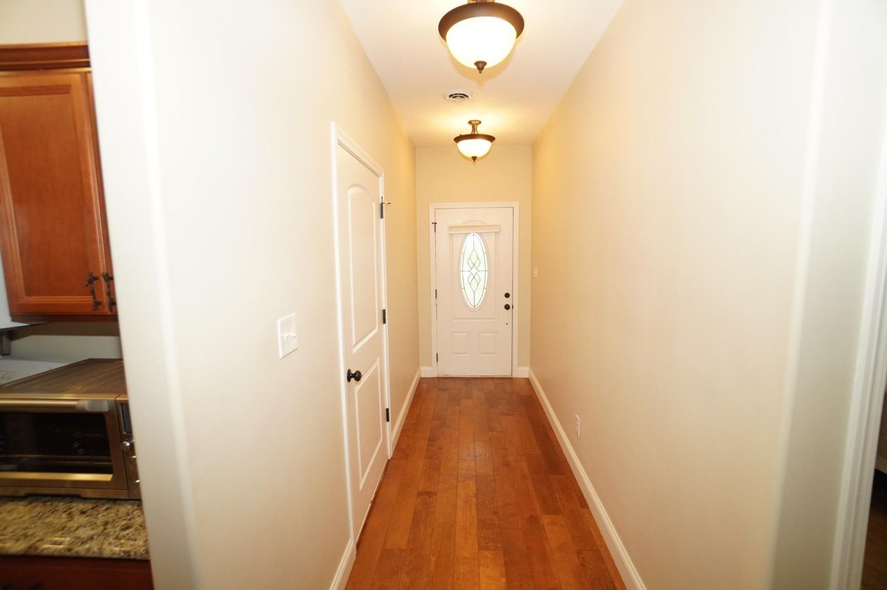 3023 Villas Creekside Dr - Photo 6 of 37