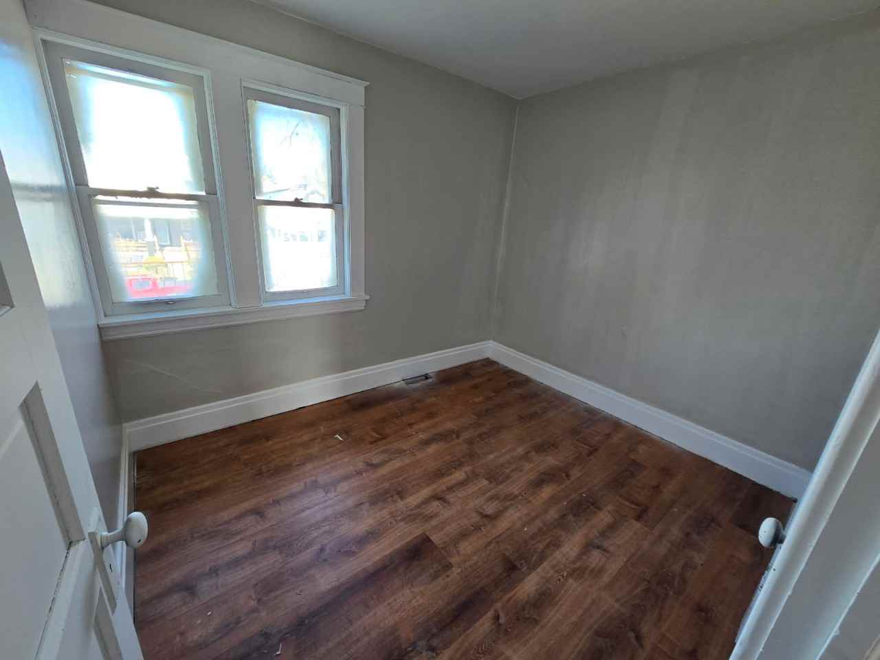 2205 Michigan Ave - Photo 3 of 7