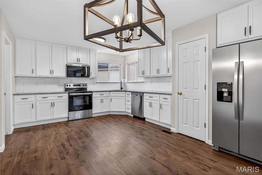 10 Caleb Cir - Photo 2 of 50