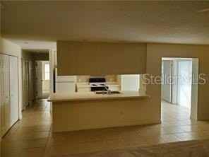 1108 Apple Ter - Photo 5 of 31