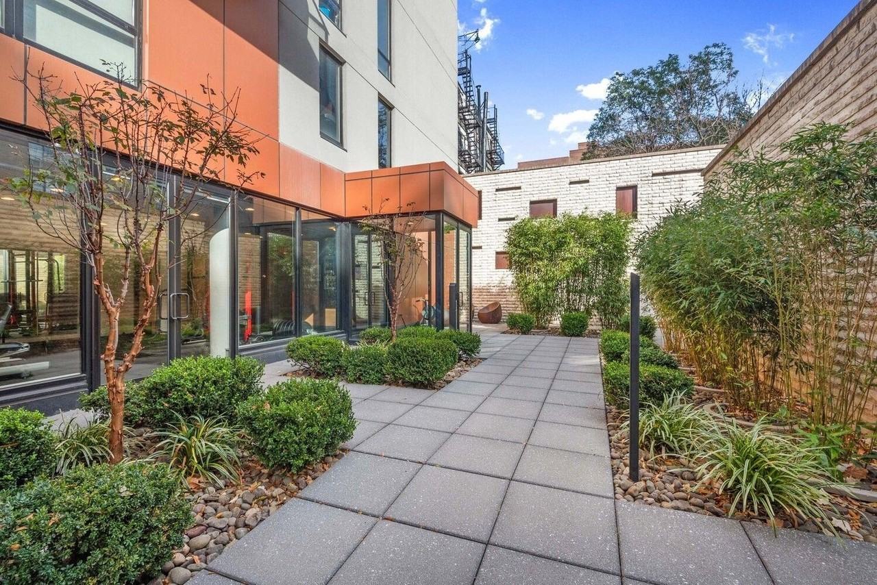 215 Avenue B Apt 4c - Photo 5 of 6