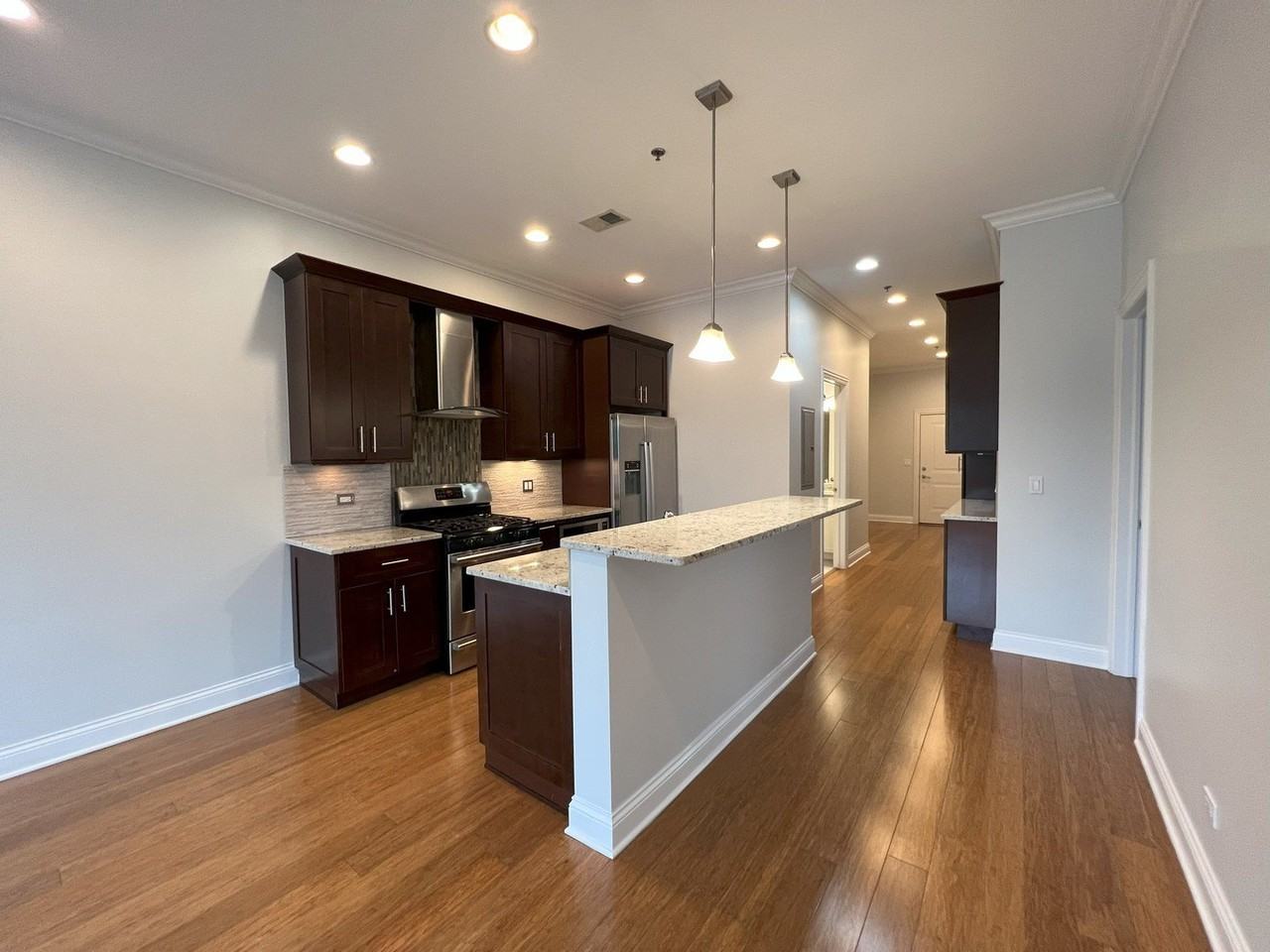 1002 W Van Buren St Unit 407 - Photo 4 of 19