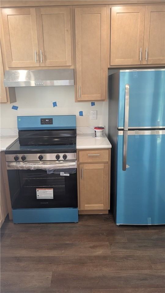 5204 Minturn Ave - Photo 4 of 9