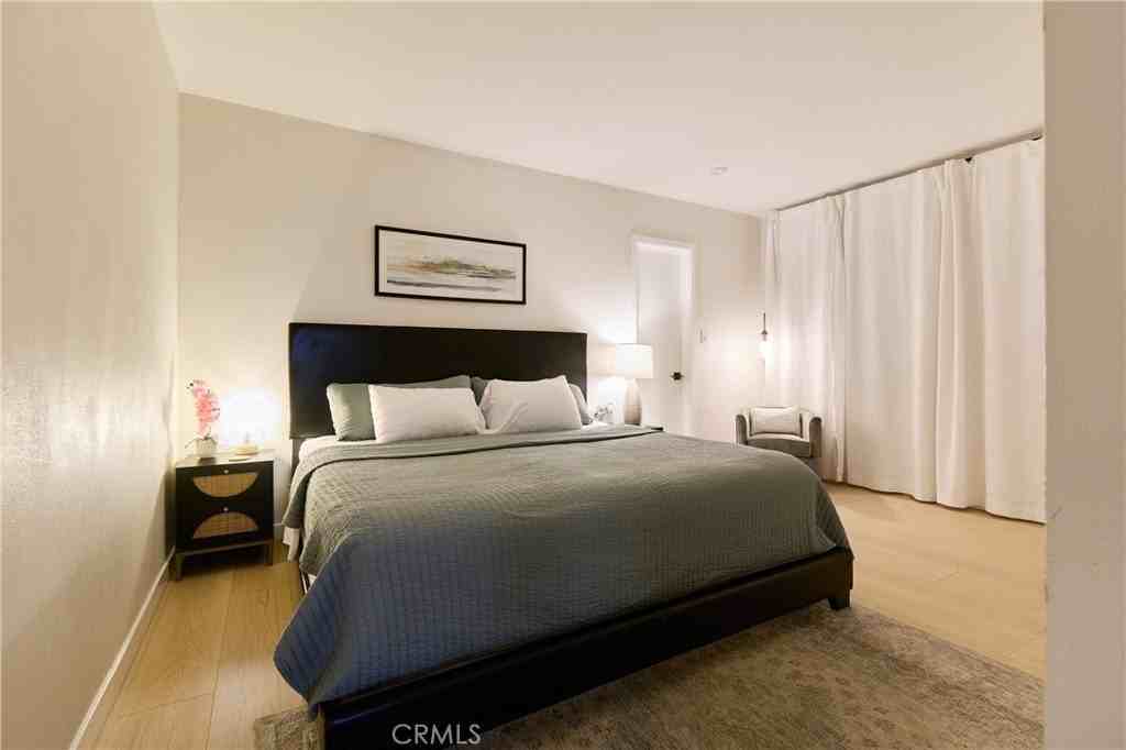 5267 E Ocean Blvd - Photo 6 of 11