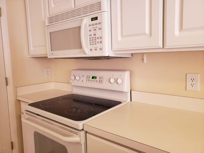 3401 Townsend Boulevard #1213 - Photo 4 of 13