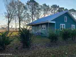 featured image of 1011 Latiolais Rd