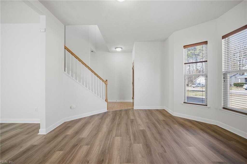 5205 Pughsville Rd - Photo 7 of 45