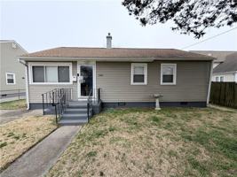 featured image of 1366 Baychester Ave