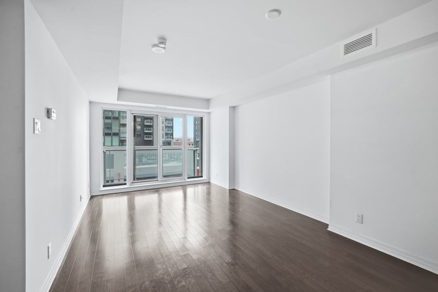 242 Rideau Street Unit 403 - Photo 4 of 14