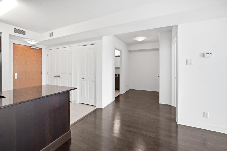 242 Rideau Street Unit 403 - Photo 6 of 14