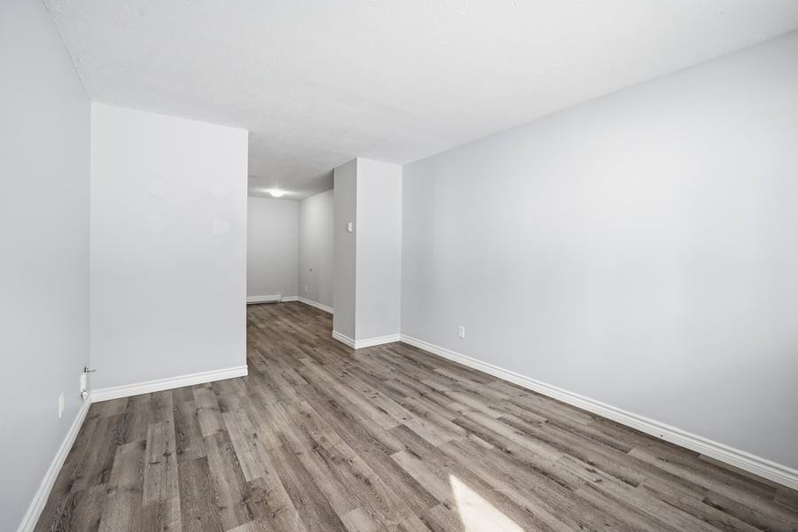 6632 Notre Dame St Unit 105 - Photo 7 of 14