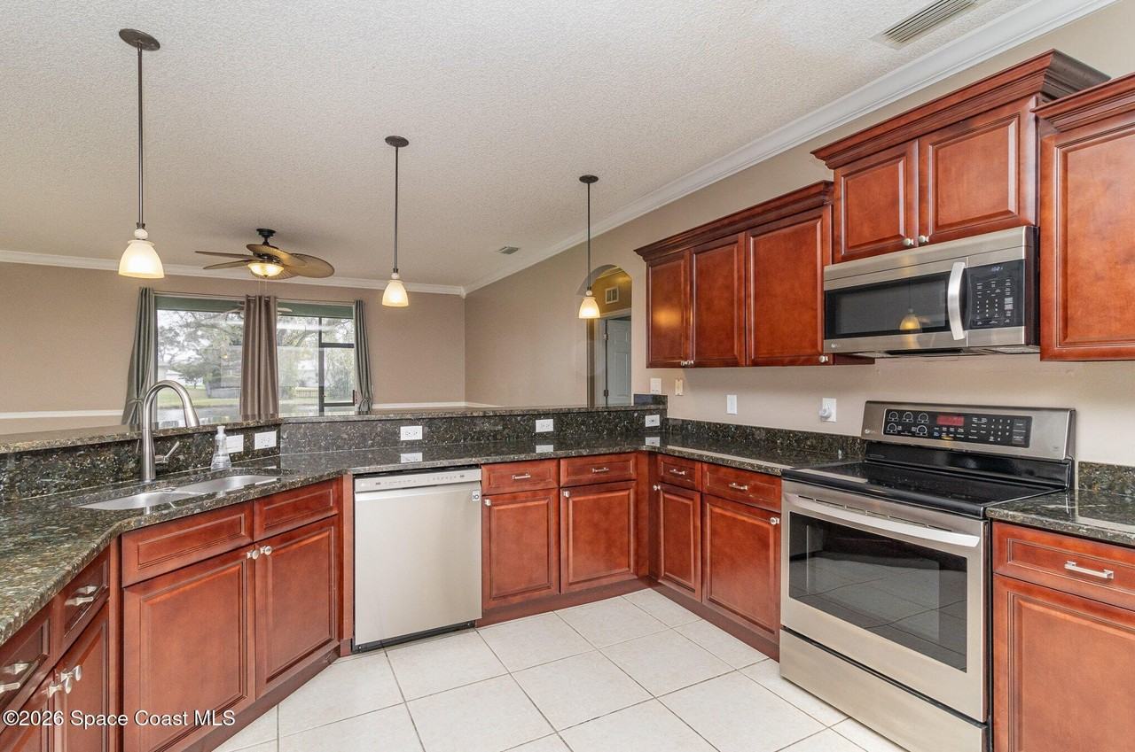 4973 Mandolin Ct - Photo 6 of 22