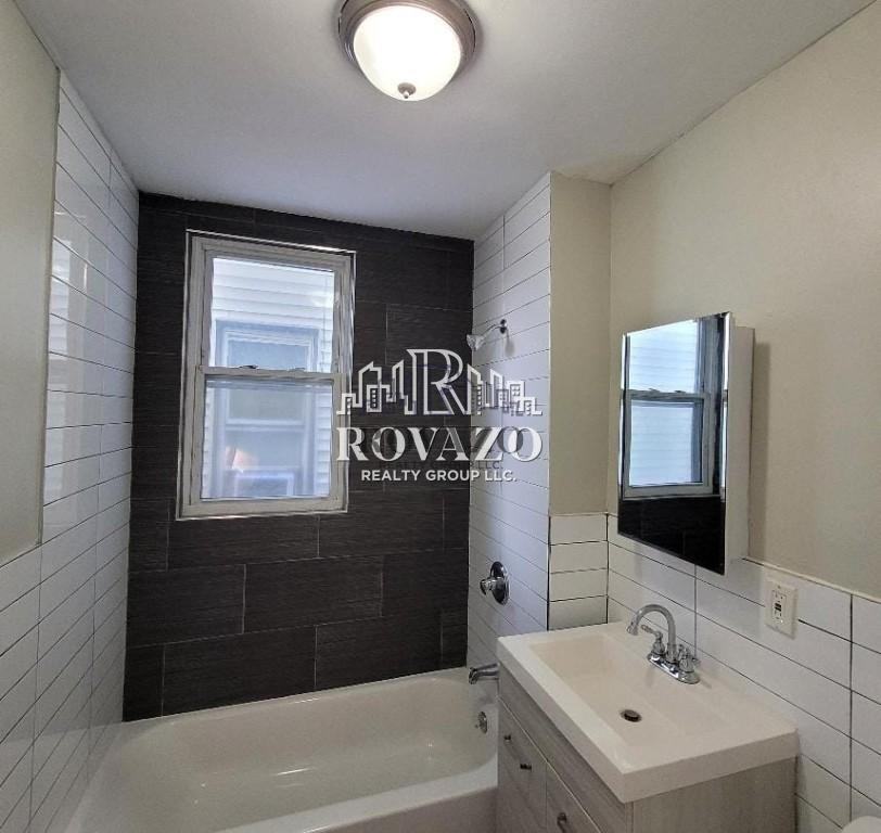 248 Nye Avenue #1L - Photo 6 of 7