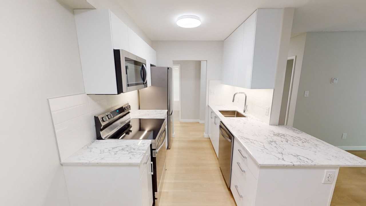 2183 West 44th - Photo 2 of 9