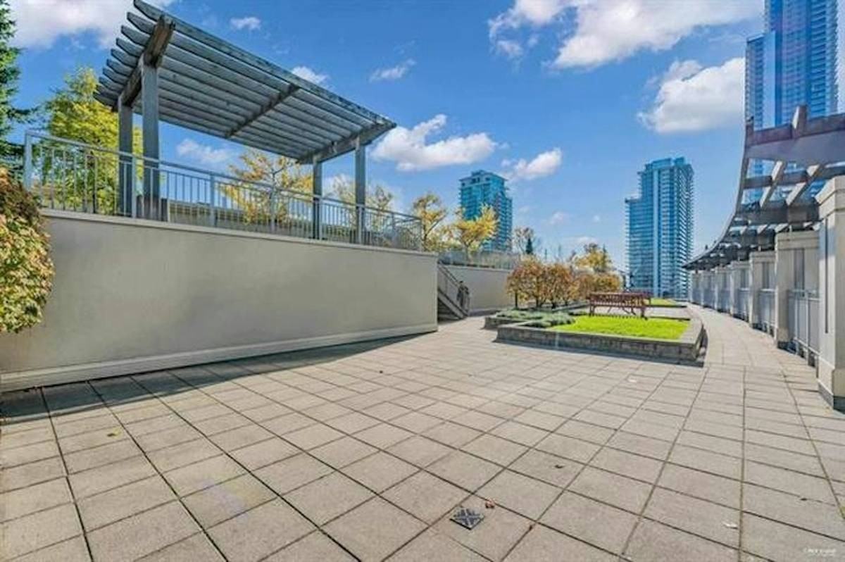 9868 Cameron St #502 - Photo 3 of 18