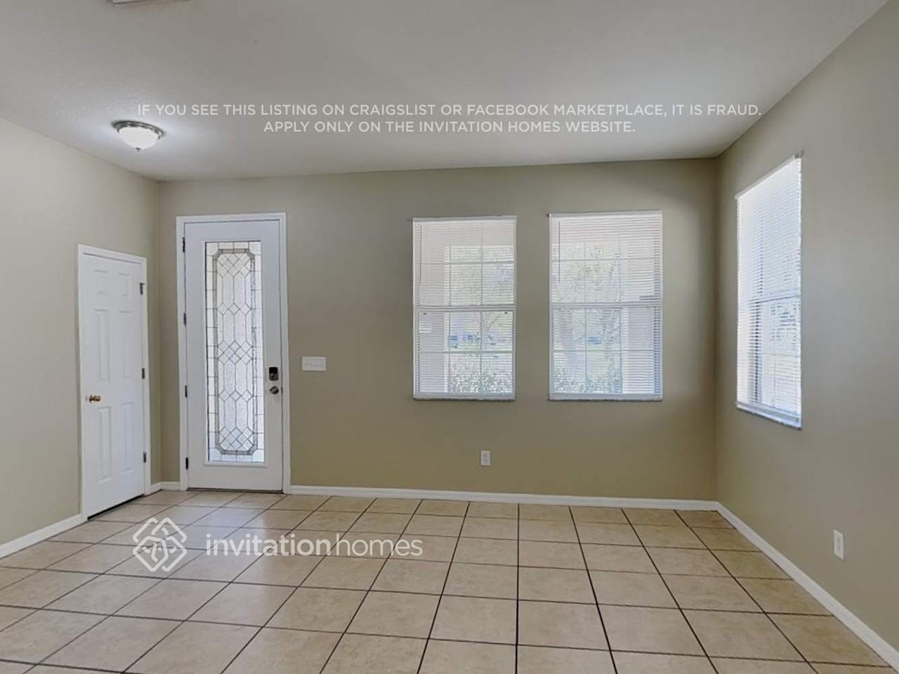 325 Vine Cliff St - Photo 4 of 22