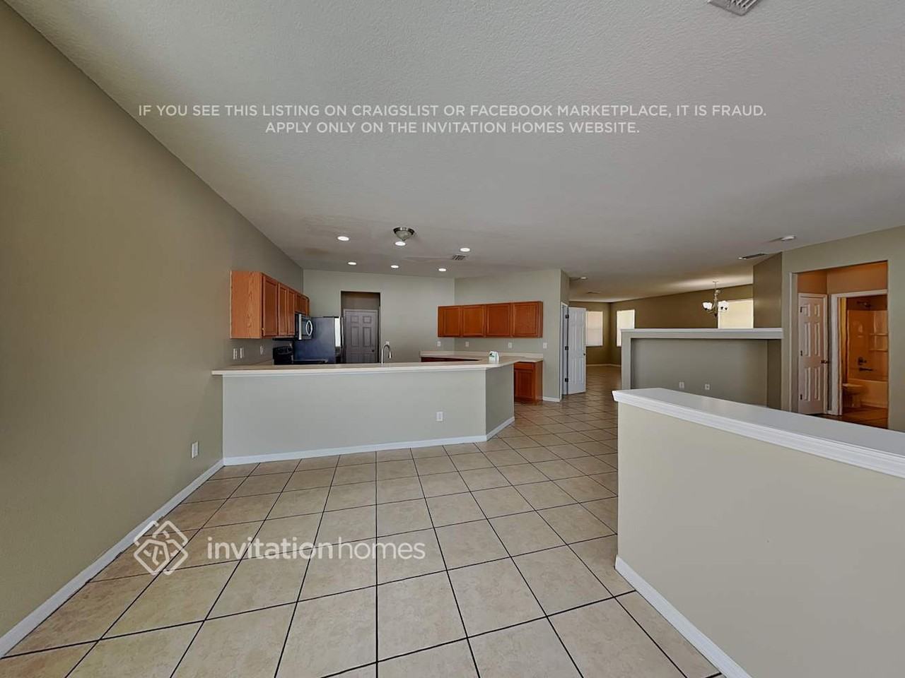 325 Vine Cliff St - Photo 6 of 22