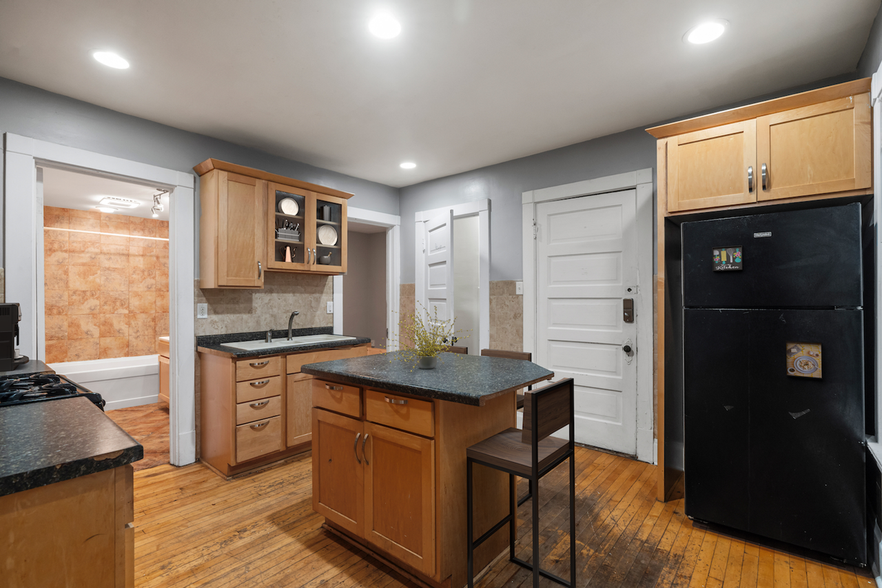 2936 N Cramer St - Photo 4 of 26