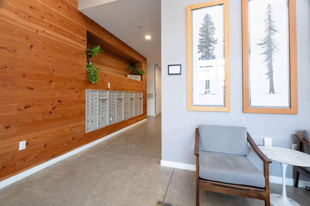 485 SE 14th Ave. - Photo 2 of 35