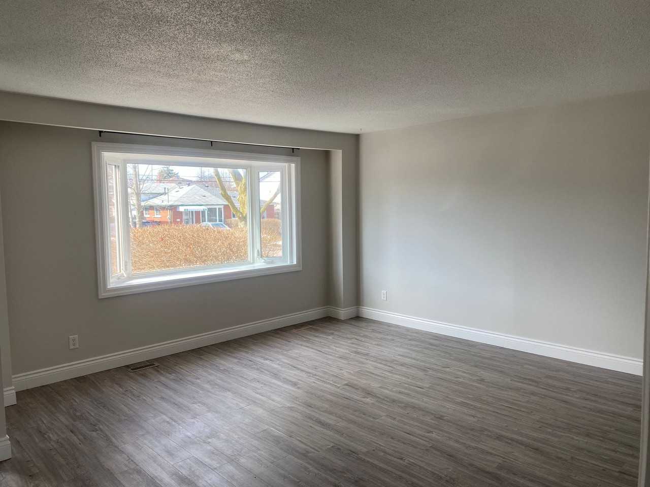 293 Waverly Street South #1 - Photo 2 of 12