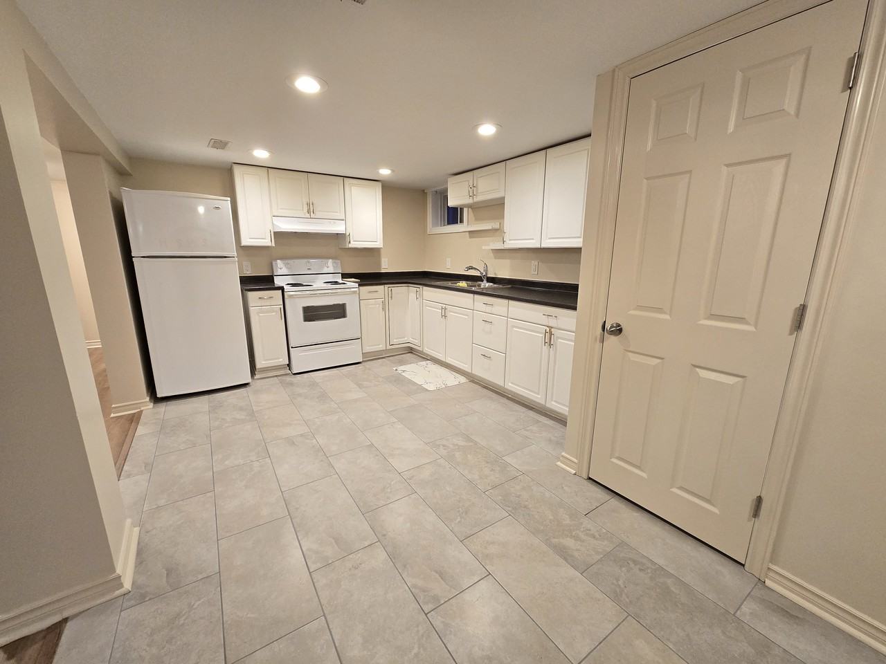 312 Rosedale Drive #2 - Photo 3 of 9