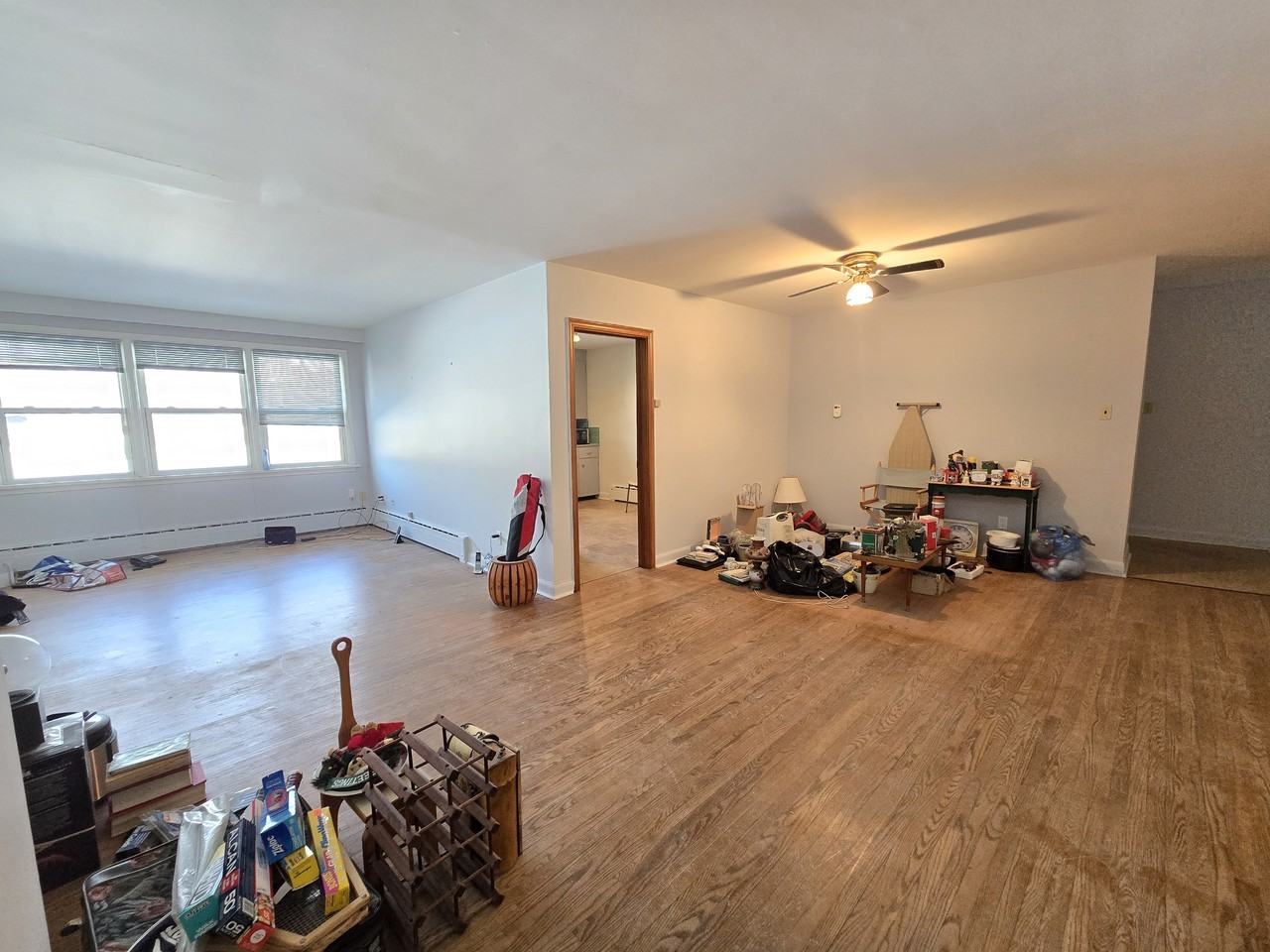 19 Elgin Street North - Photo 3 of 10