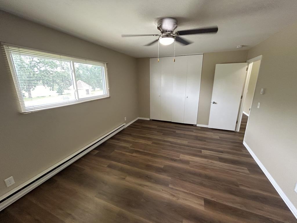 200 S Division St - Photo 7 of 15