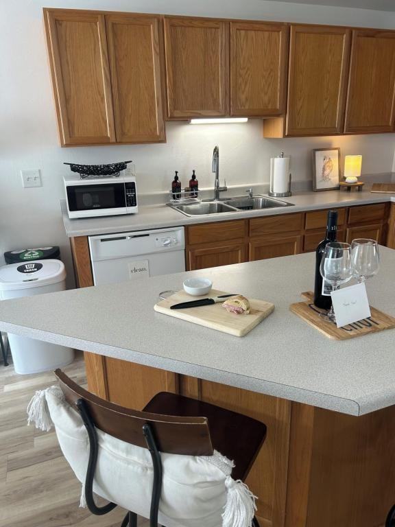 417 N 10th St - Photo 3 of 29