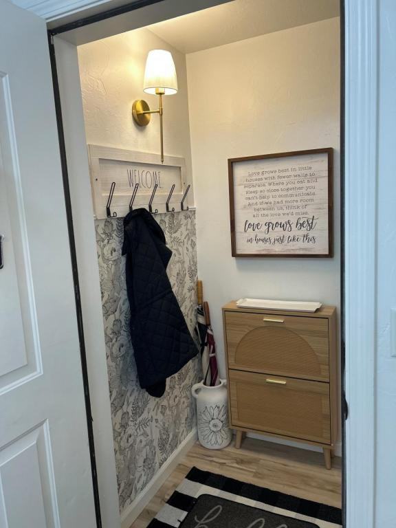 421 N 10th St - Photo 2 of 46