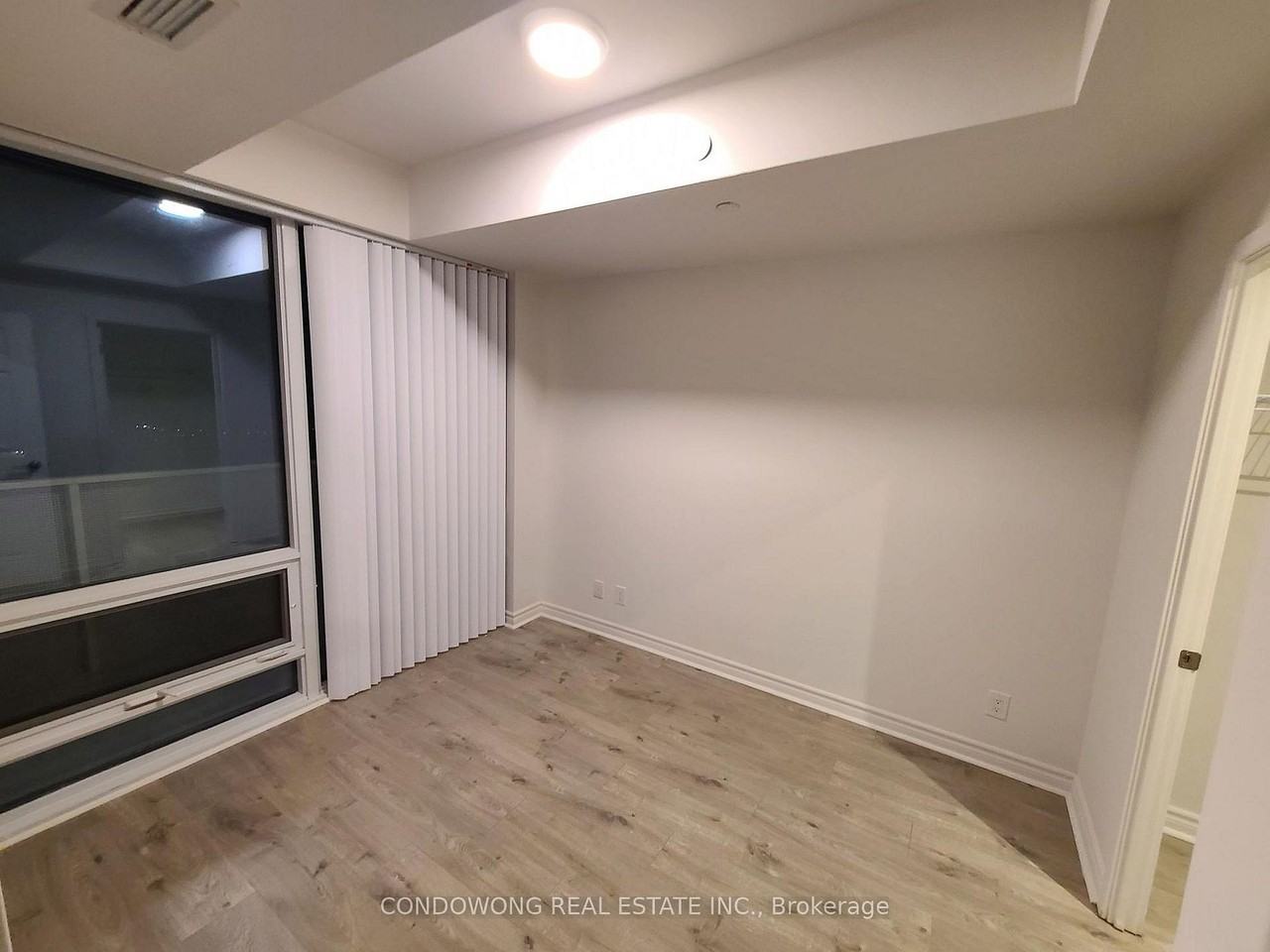 88 Harbour Street #7109 - Photo 6 of 10